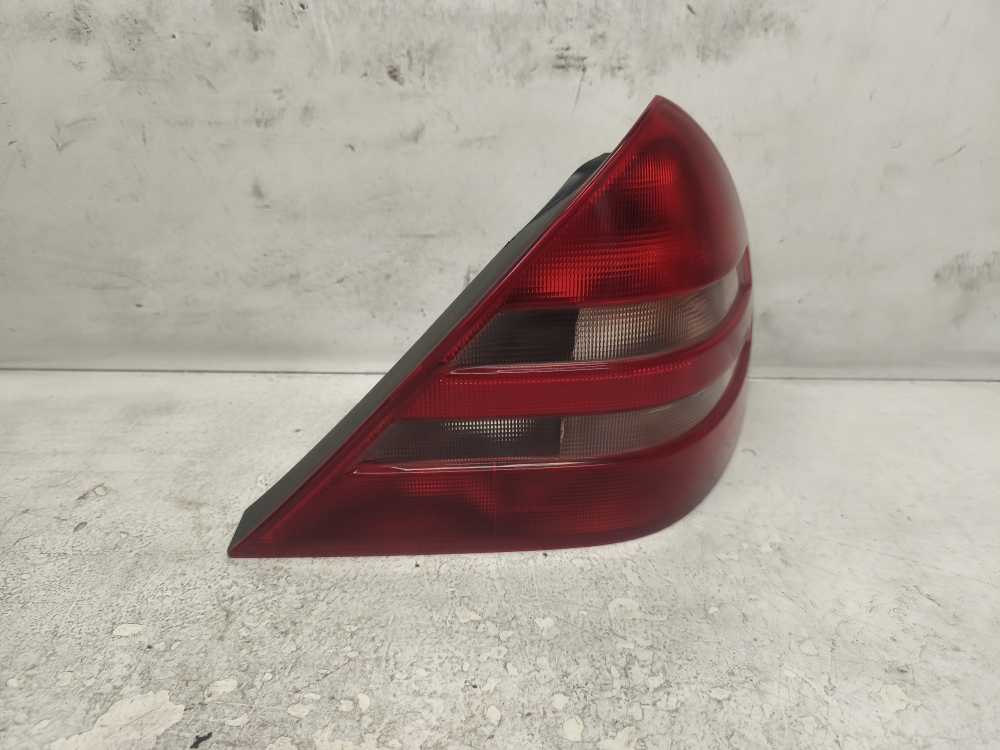 FEU DROIT MERCEDES - Vue 1